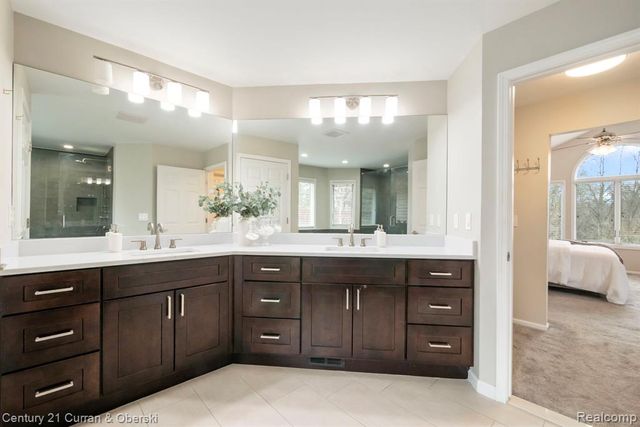 18489 Fox Hollow Court, Northville, MI 48168