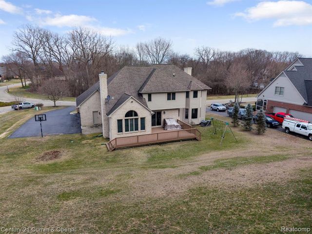 18489 Fox Hollow Court, Northville, MI 48168