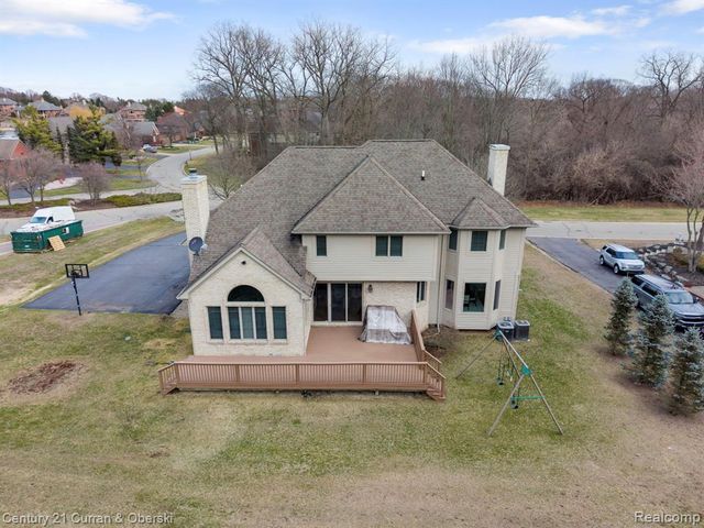 18489 Fox Hollow Court, Northville, MI 48168