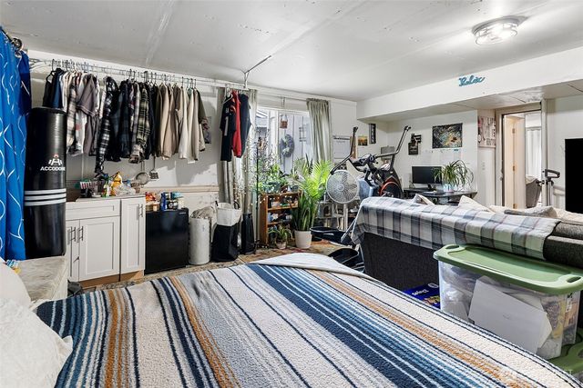 1105 N Newton Street, Tacoma, WA 98406