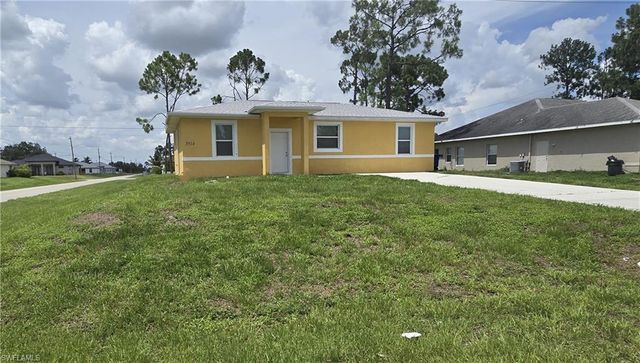 3914 29th ST SW, Lehigh Acres, FL 33976