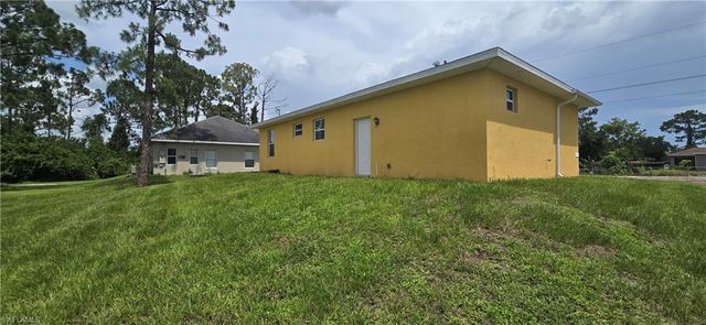 3914 29th ST SW, Lehigh Acres, FL 33976