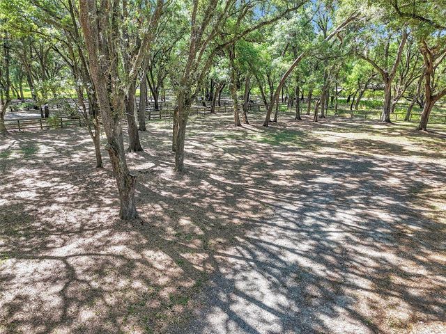 3325 S HWY 314A, Ocklawaha, FL 32179