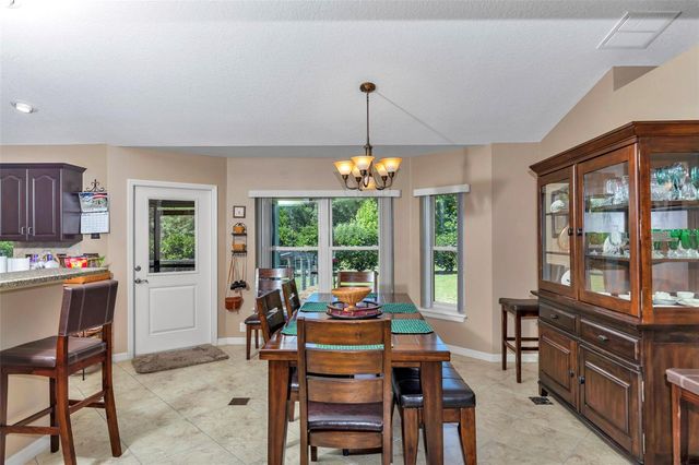 3325 S HWY 314A, Ocklawaha, FL 32179