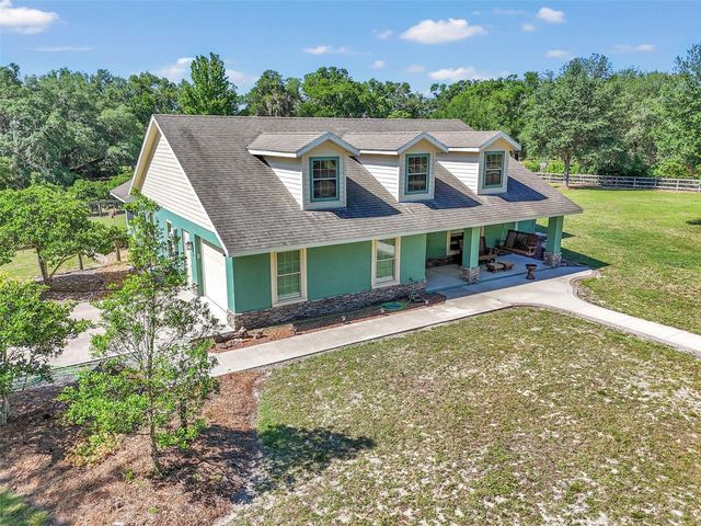 3325 S HWY 314A, Ocklawaha, FL 32179