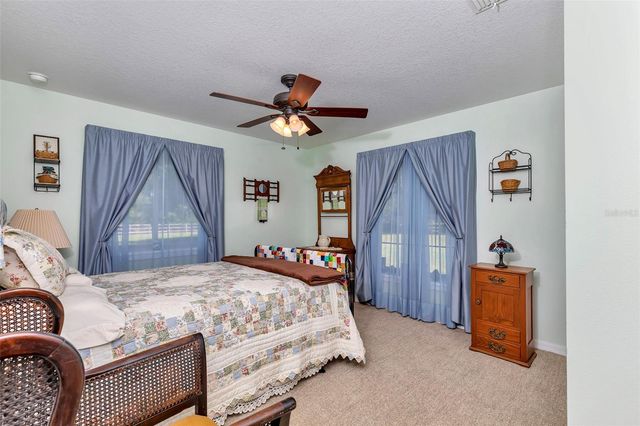 3325 S HWY 314A, Ocklawaha, FL 32179