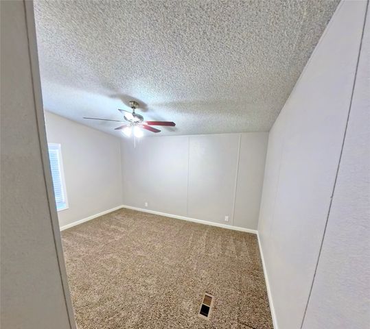 1315 Phoenix Court, Granbury, TX 76048