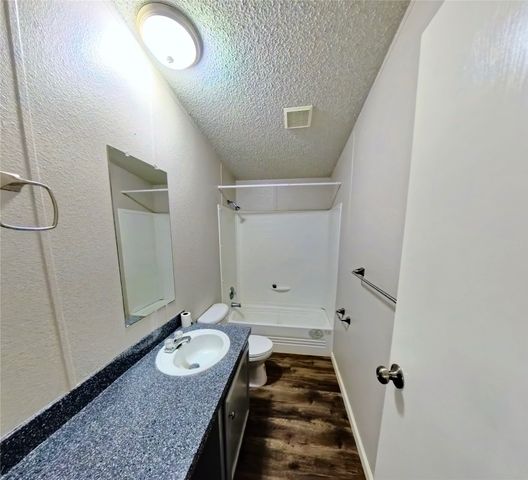 1315 Phoenix Court, Granbury, TX 76048