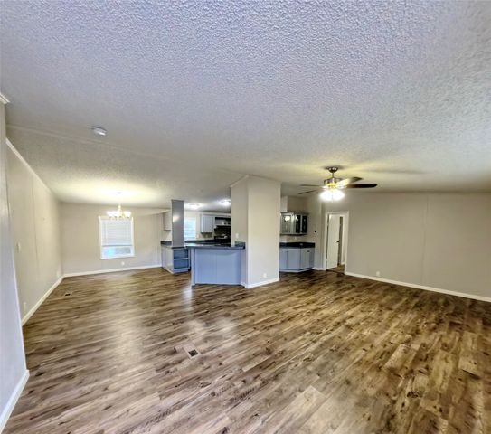 1315 Phoenix Court, Granbury, TX 76048