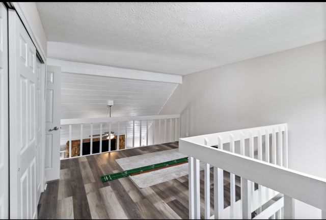 5051 Woodlake Drive, Loves Park, IL 61111