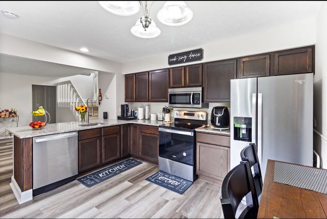 5051 Woodlake Drive, Loves Park, IL 61111