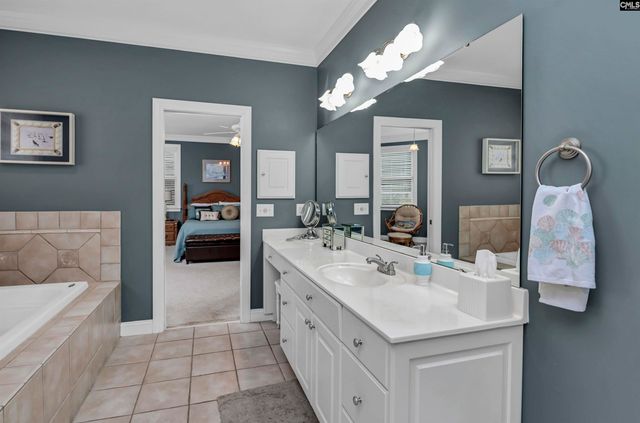101 Autumn Oaks Lane, Lexington, SC 29073