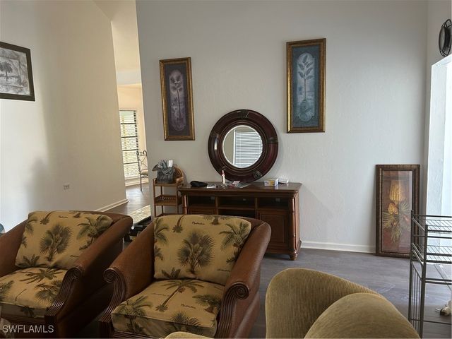 281 Benson ST E, Naples, FL 34113