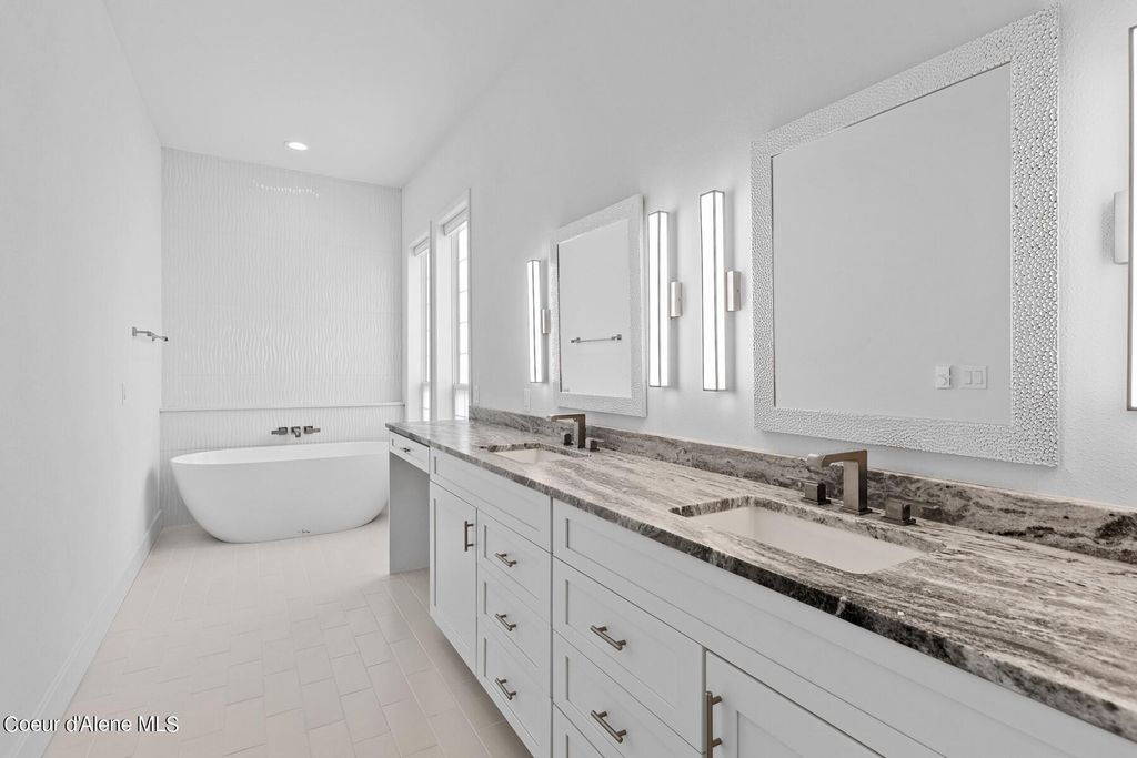 2946 E Point Hayden Dr, Hayden Lake, ID 83835 photo 17