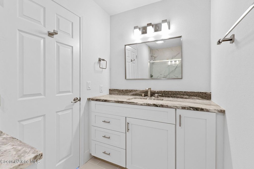 2946 E Point Hayden Dr, Hayden Lake, ID 83835 photo 28