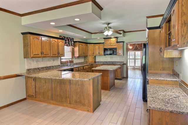 3328 SHADY FOREST CV, Collierville, TN 38017