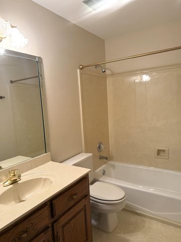 3328 SHADY FOREST CV, Collierville, TN 38017