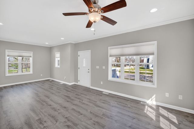 630 N 1st Street, Carlisle, IA 50047