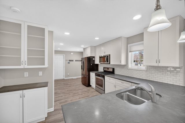 630 N 1st Street, Carlisle, IA 50047