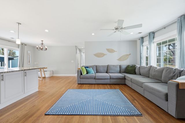 376 Hoff Avenue, Charleston, SC 29407