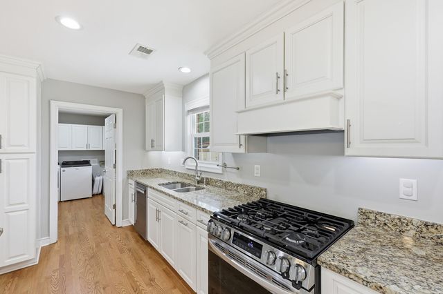 376 Hoff Avenue, Charleston, SC 29407