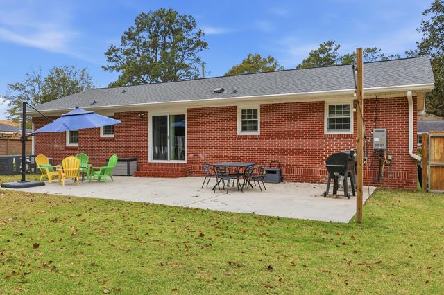 376 Hoff Avenue, Charleston, SC 29407