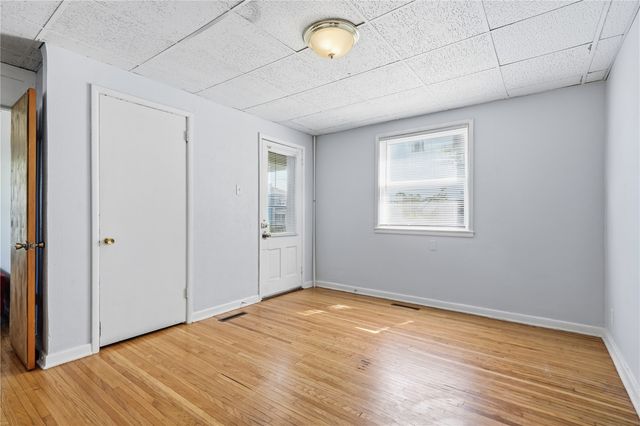 815 5th Avenue, Marion, IA 52302