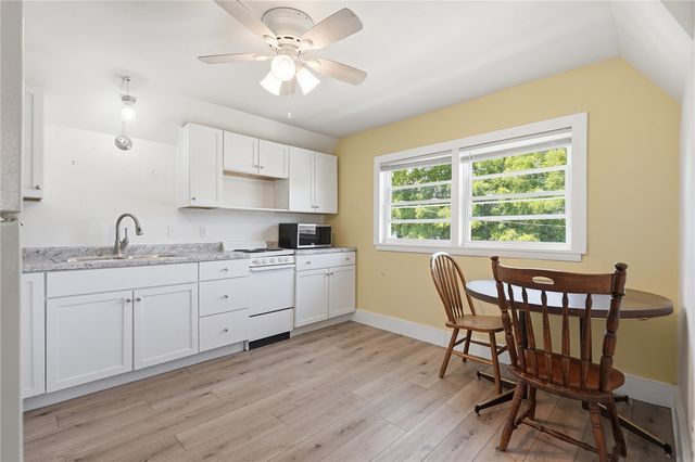 815 5th Avenue, Marion, IA 52302