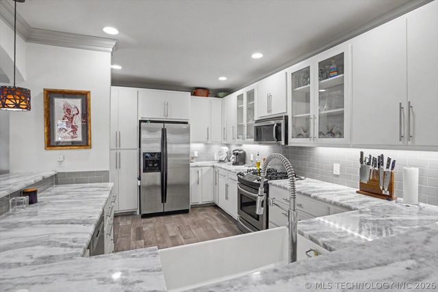726 S Owasso Avenue B, Tulsa, OK 74120