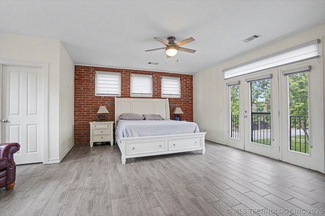 726 S Owasso Avenue B, Tulsa, OK 74120