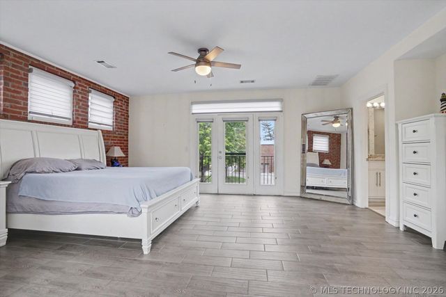 726 S Owasso Avenue B, Tulsa, OK 74120