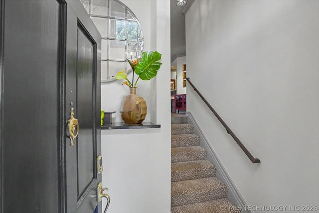 726 S Owasso Avenue B, Tulsa, OK 74120