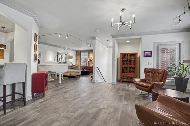 726 S Owasso Avenue B, Tulsa, OK 74120