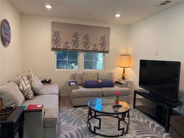 7008 Jetty Court, Jurupa Valley, CA 91752