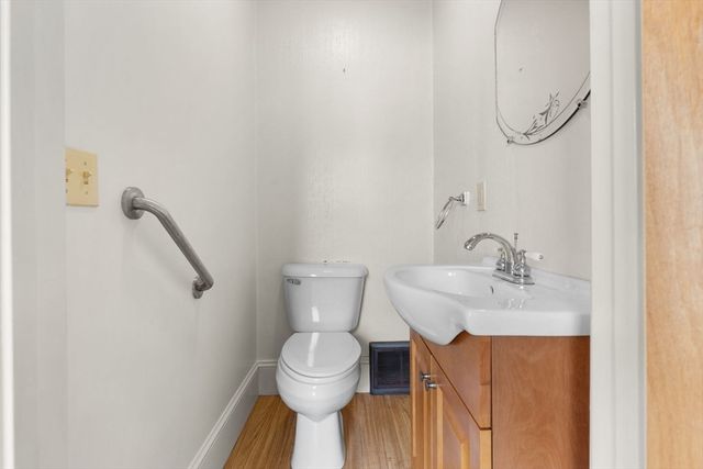 6 Wall St, Fitchburg, MA 01420