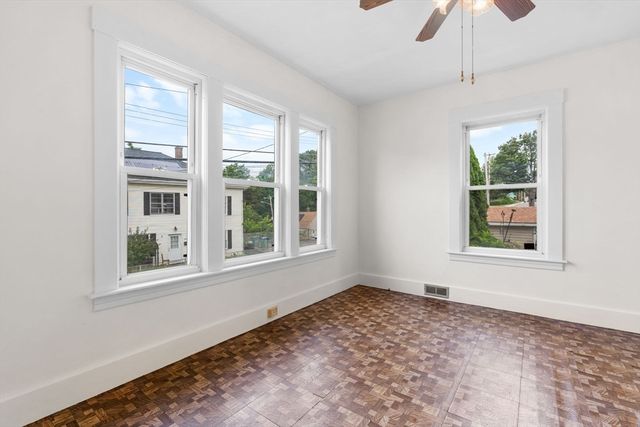 6 Wall St, Fitchburg, MA 01420