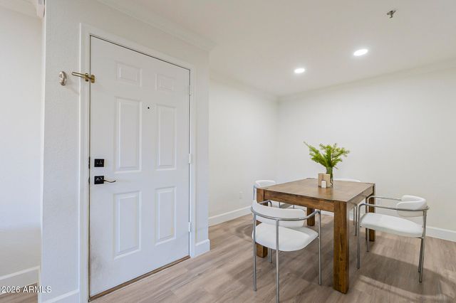 2025 E CAMPBELL Avenue 265, Phoenix, AZ 85016