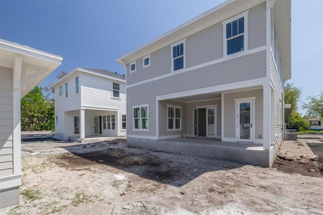 455 47TH AVENUE N, St Petersburg, FL 33703