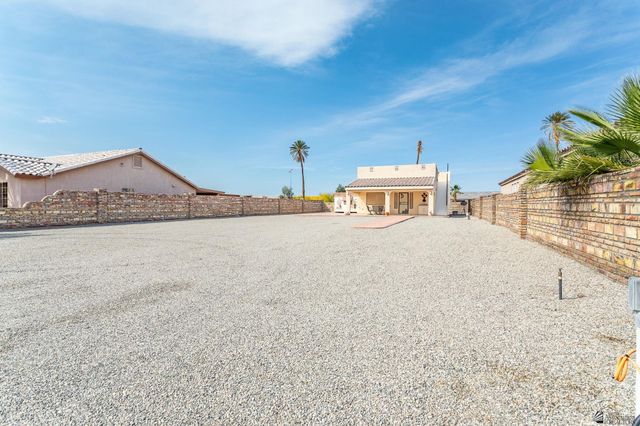 14552 E 48 Dr, Yuma, AZ 85367