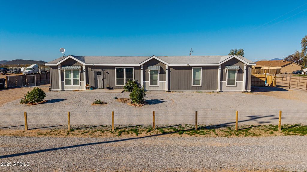 Image 34 of property listing at 36927 W PIMA Street, Tonopah, AZ 85354