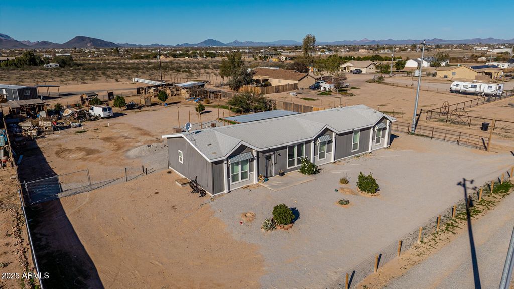 Image 38 of property listing at 36927 W PIMA Street, Tonopah, AZ 85354