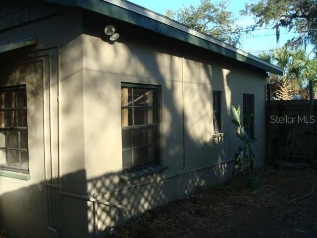 2135 8TH AVENUE N 2, St Petersburg, FL 33713
