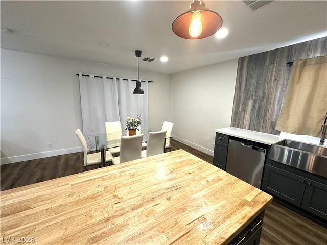 6488 Creston Avenue, Las Vegas, NV 89103