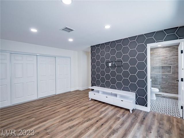 6488 Creston Avenue, Las Vegas, NV 89103