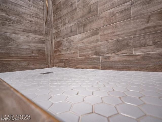 6488 Creston Avenue, Las Vegas, NV 89103