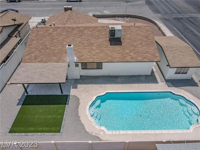 6488 Creston Avenue, Las Vegas, NV 89103