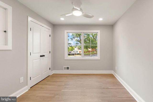 3667 N HARRISON ST, Arlington, VA 22207