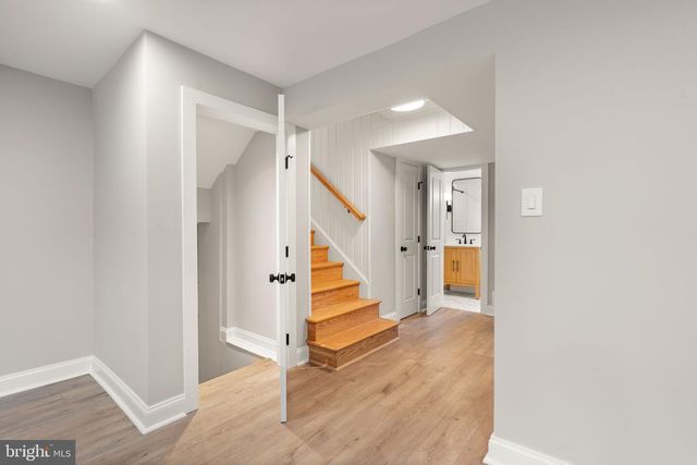 3667 N HARRISON ST, Arlington, VA 22207