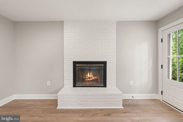 3667 N HARRISON ST, Arlington, VA 22207