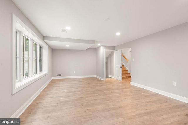 3667 N HARRISON ST, Arlington, VA 22207